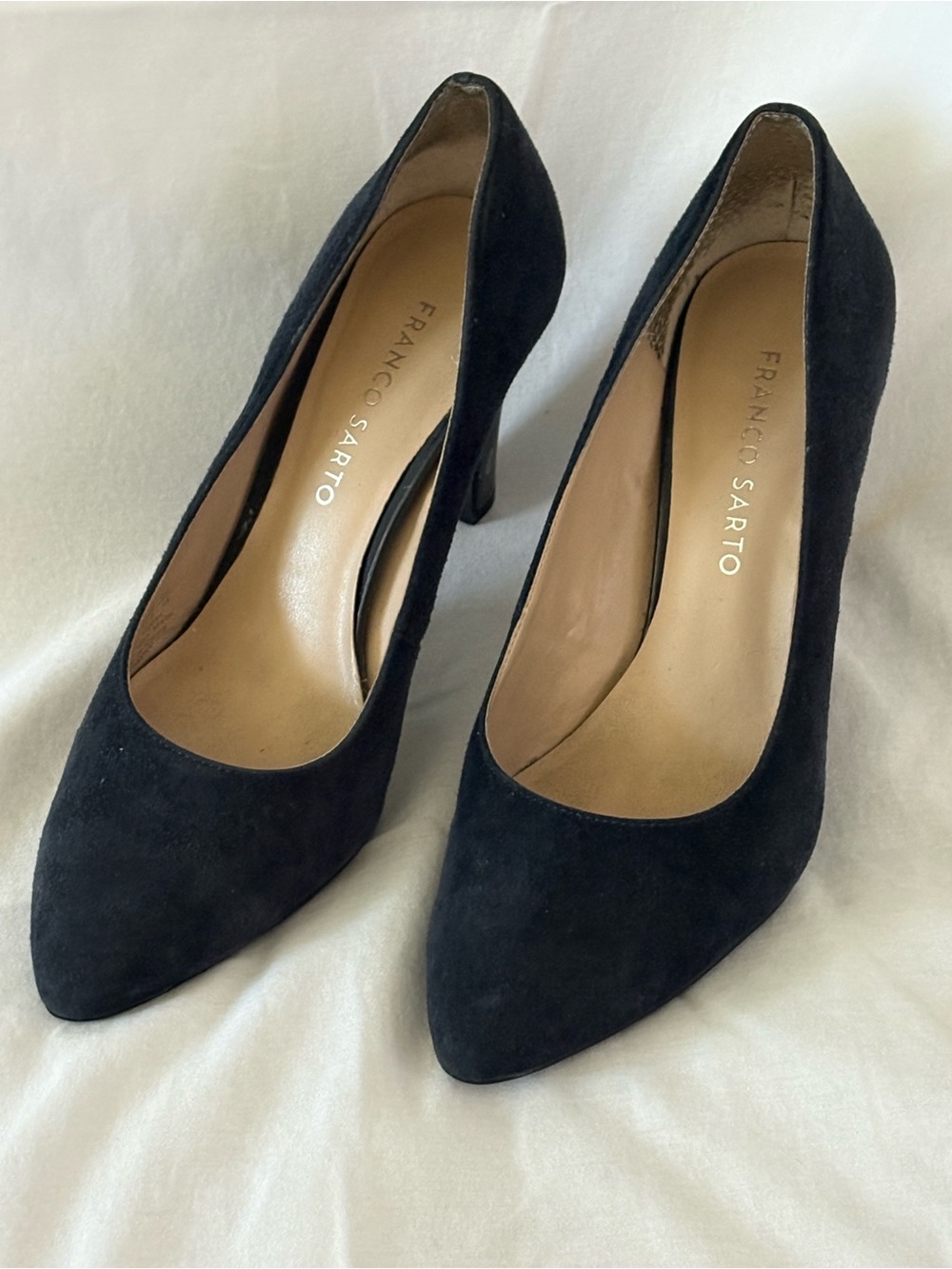 Franco Sarto Black Suede Pointed Pumps with Classic Heel - Picture 1 of 3